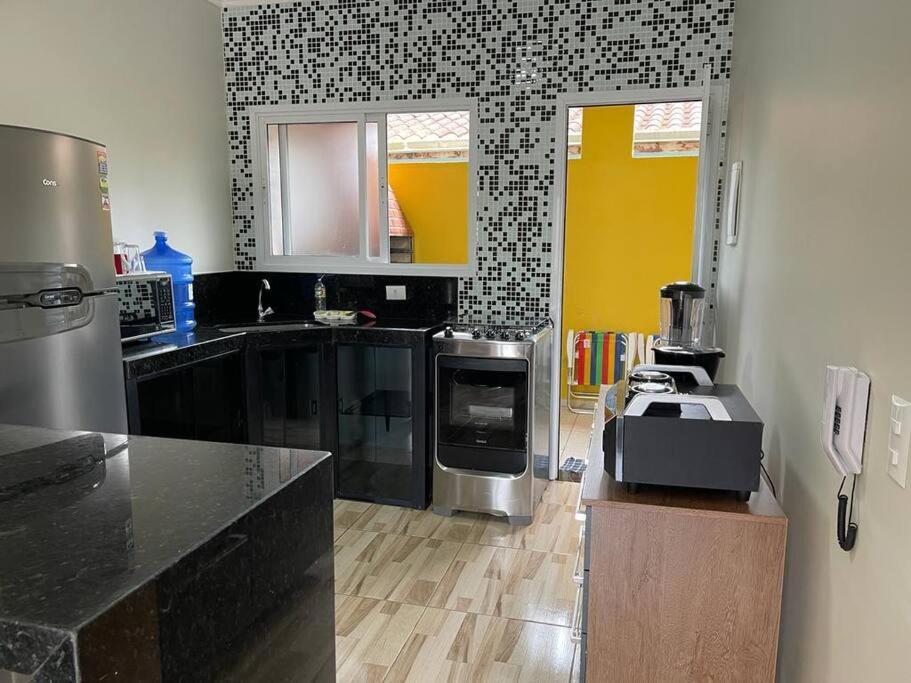 Casa Ar Condicionado Nos 2 Quartos. Caraguatatuba Eksteriør bilde